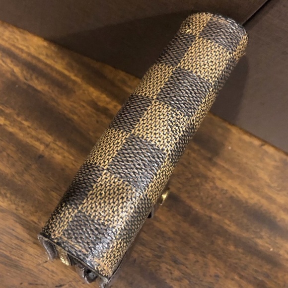 LOUIS VUITTON Damier Ebene Compact Bifold Wallet CA1011 Spain - Picture 4 of 17